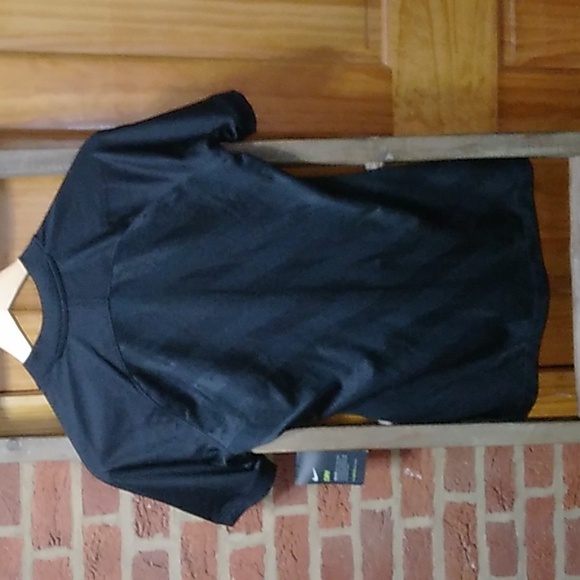 Nike Women’s Dri-Fit Challenge III Soccer Shirt - Picture 2 of 6